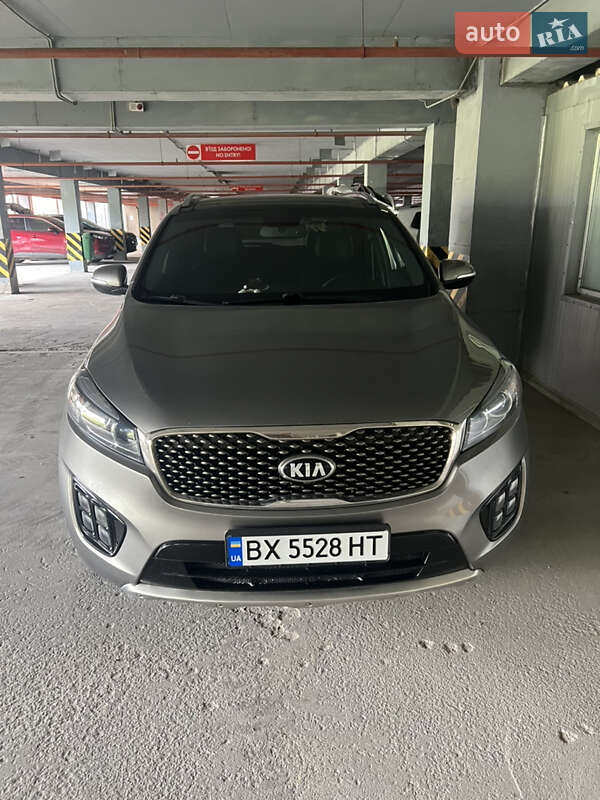 Внедорожник / Кроссовер Kia Sorento 2015 в Хмельницком