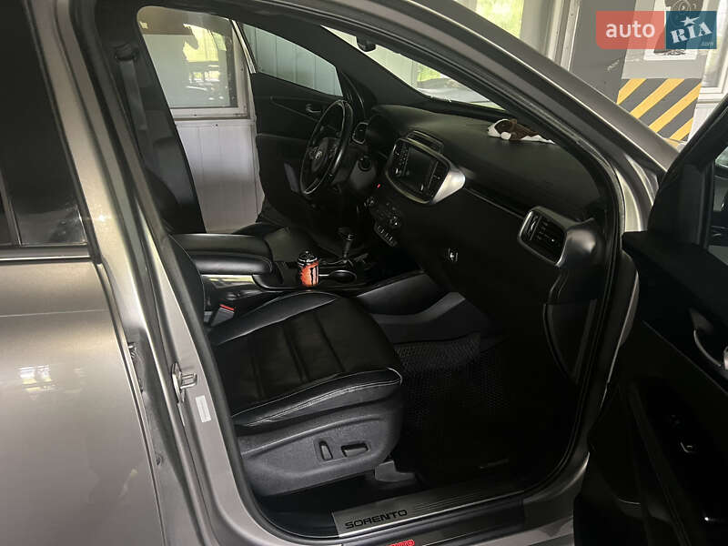 Внедорожник / Кроссовер Kia Sorento 2015 в Хмельницком