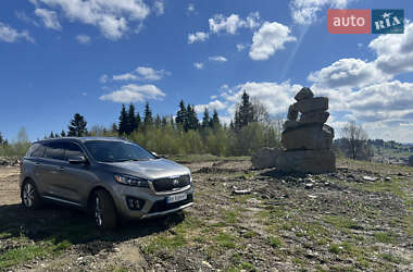 Позашляховик / Кросовер Kia Sorento 2015 в 
