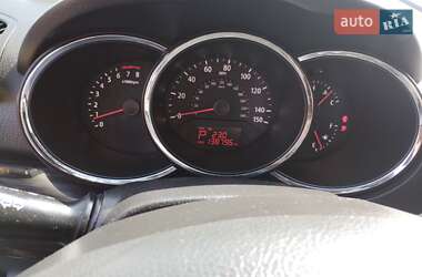 Позашляховик / Кросовер Kia Sorento 2011 в Києві