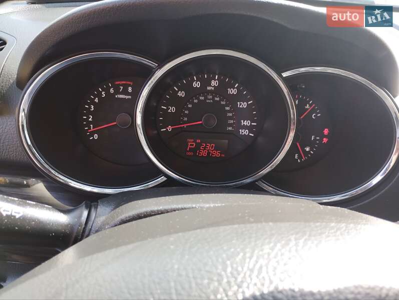 Внедорожник / Кроссовер Kia Sorento 2011 в Киеве