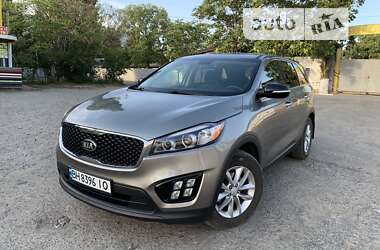 Внедорожник / Кроссовер Kia Sorento 2015 в Белгороде-Днестровском