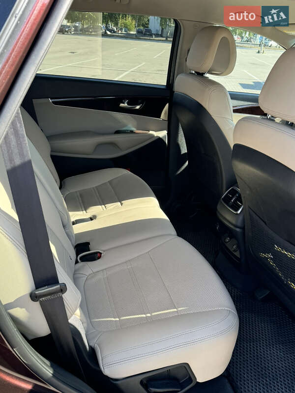 Внедорожник / Кроссовер Kia Sorento 2015 в Сумах фото 6 Внедорожник / Кроссовер Kia Sorento 2015 в Сумах
