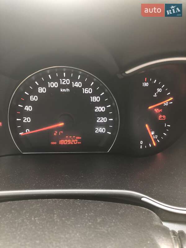 Позашляховик / Кросовер Kia Sorento 2014 в Ватутіному фото 14 Позашляховик / Кросовер Kia Sorento 2014 в Ватутіному