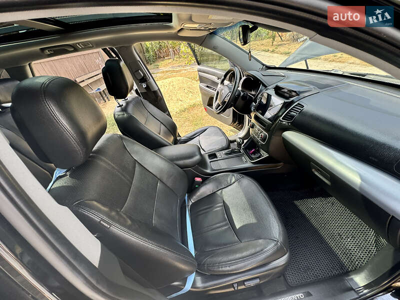 Внедорожник / Кроссовер Kia Sorento 2014 в Ахтырке