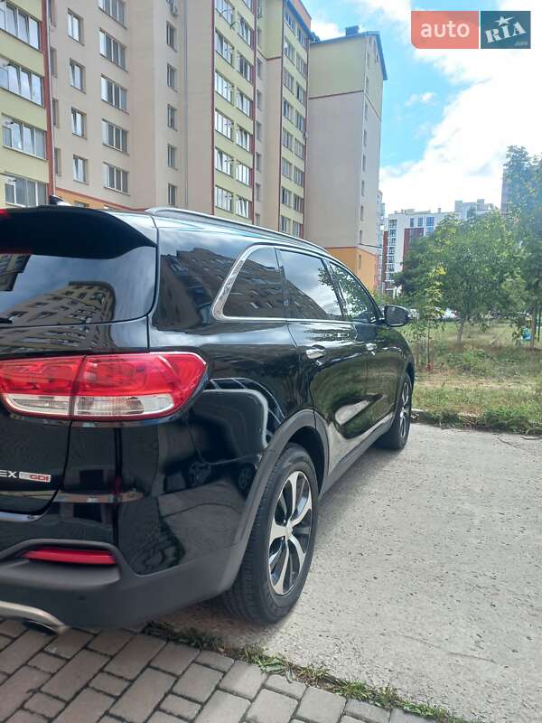 Позашляховик / Кросовер Kia Sorento 2016 в Івано-Франківську