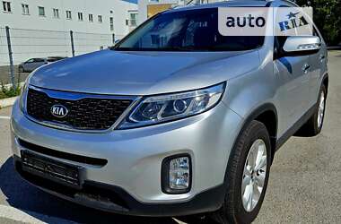 Внедорожник / Кроссовер Kia Sorento 2012 в Днепре