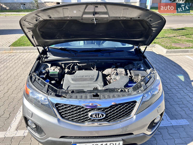 Внедорожник / Кроссовер Kia Sorento 2009 в Шептицькому