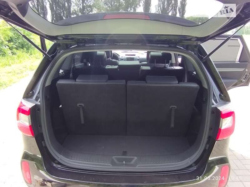 Позашляховик / Кросовер Kia Sorento 2013 в Переяславі