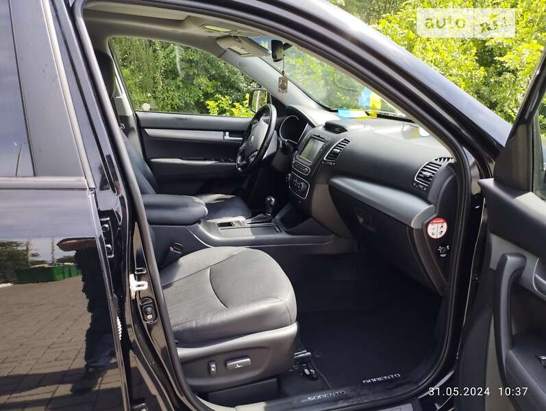 Позашляховик / Кросовер Kia Sorento 2013 в Переяславі
