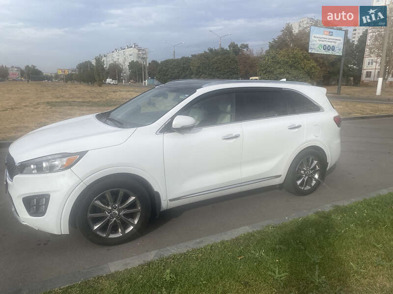 Внедорожник / Кроссовер Kia Sorento 2015 в Харькове
