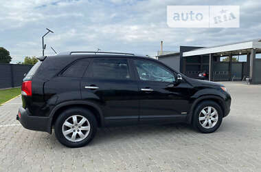 Внедорожник / Кроссовер Kia Sorento 2010 в Радехове