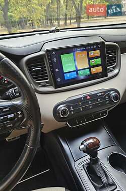 Внедорожник / Кроссовер Kia Sorento 2015 в 