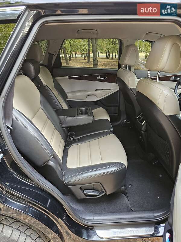 Позашляховик / Кросовер Kia Sorento 2015 в Харкові фото 46 Позашляховик / Кросовер Kia Sorento 2015 в Харкові