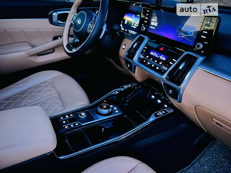 Внедорожник / Кроссовер Kia Sorento 2020 в Киеве