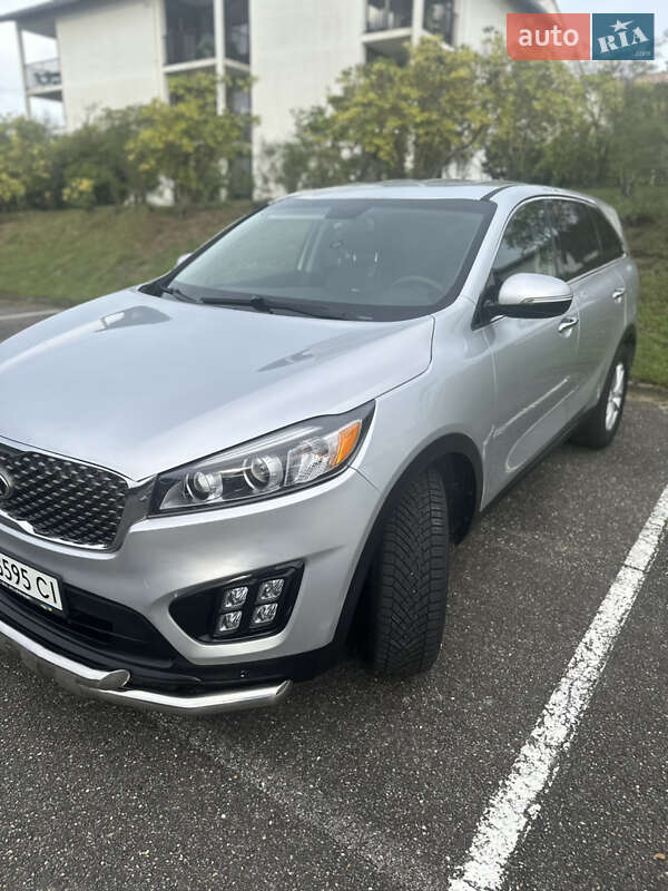 Позашляховик / Кросовер Kia Sorento 2016 в Херсоні