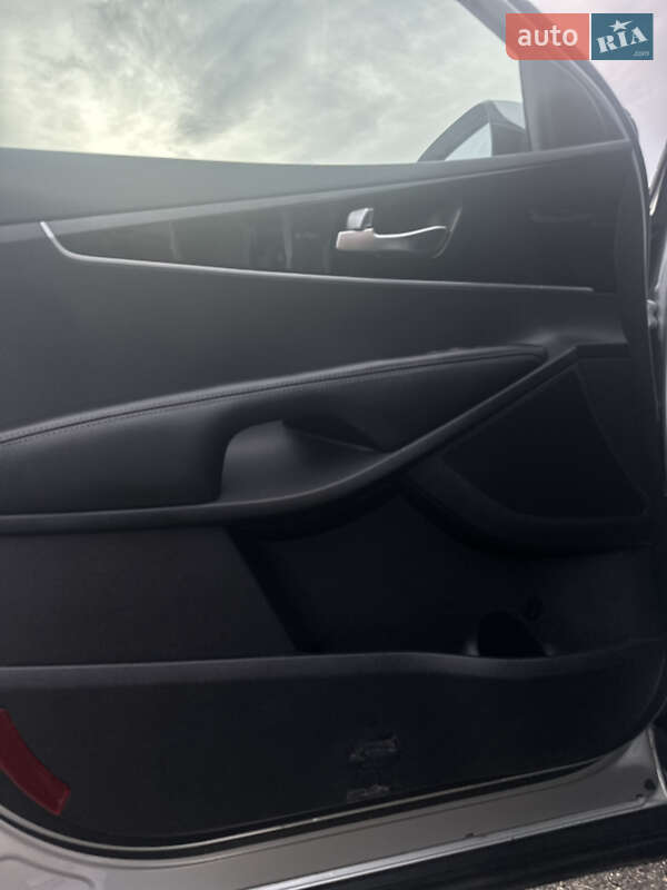 Позашляховик / Кросовер Kia Sorento 2016 в Херсоні