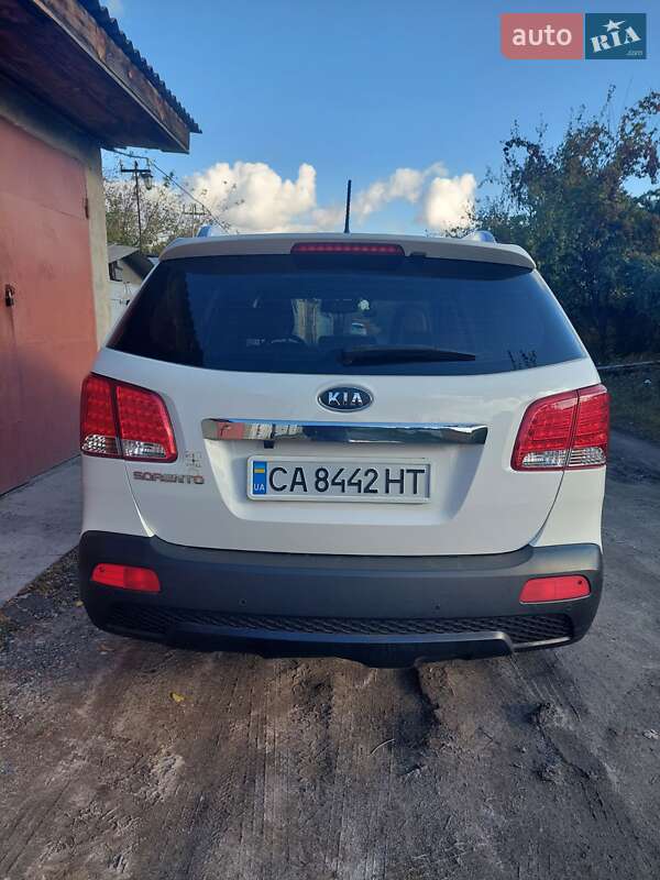 Внедорожник / Кроссовер Kia Sorento 2010 в Золотоноше