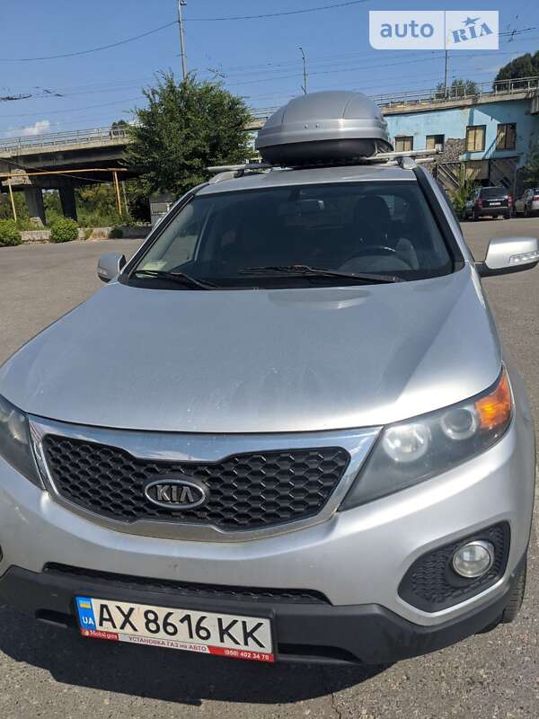 Внедорожник / Кроссовер Kia Sorento 2012 в Харькове