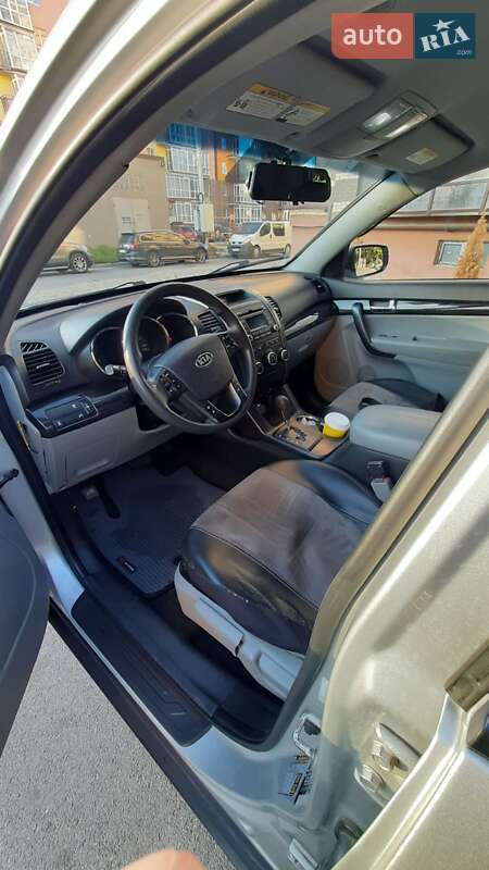Внедорожник / Кроссовер Kia Sorento 2012 в Чернигове