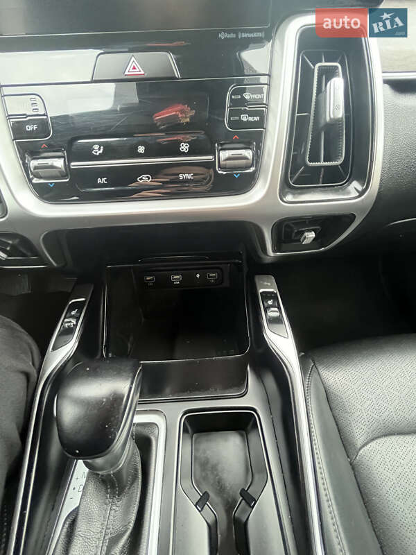 Внедорожник / Кроссовер Kia Sorento 2021 в Ровно фото 15 Внедорожник / Кроссовер Kia Sorento 2021 в Ровно
