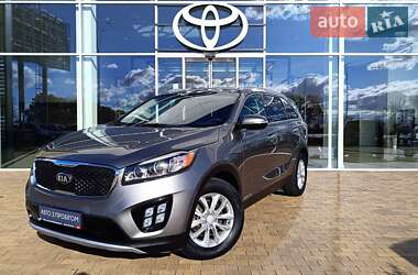 Позашляховик / Кросовер Kia Sorento 2017 в Києві