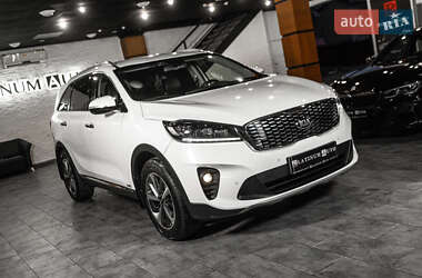 Позашляховик / Кросовер Kia Sorento 2017 в Одесі