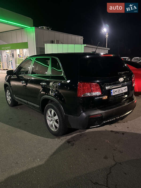 Внедорожник / Кроссовер Kia Sorento 2012 в Коростене