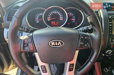 Внедорожник / Кроссовер Kia Sorento 2011 в Бердичеве