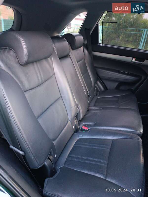 Позашляховик / Кросовер Kia Sorento 2014 в Полонному