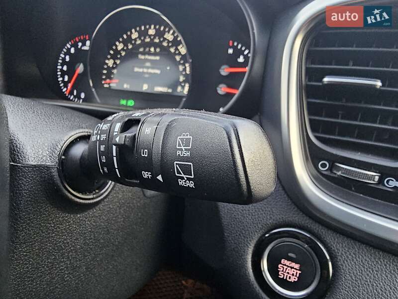 Внедорожник / Кроссовер Kia Sorento 2017 в Изюме