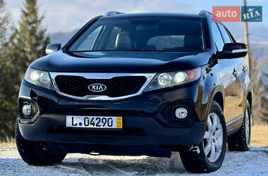 Внедорожник / Кроссовер Kia Sorento 2010 в Межгорье