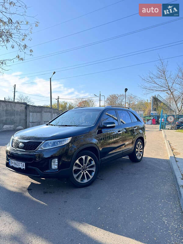 Внедорожник / Кроссовер Kia Sorento 2012 в 