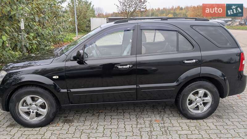 Внедорожник / Кроссовер Kia Sorento 2006 в 