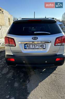 Внедорожник / Кроссовер Kia Sorento 2012 в Новомосковске