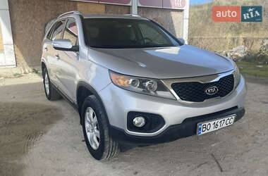 Позашляховик / Кросовер Kia Sorento 2011 в Тернополі