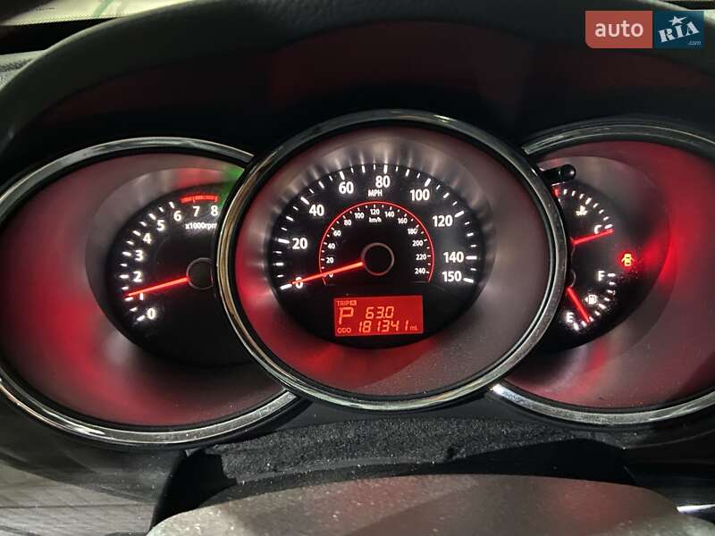 Внедорожник / Кроссовер Kia Sorento 2011 в Сторожинце