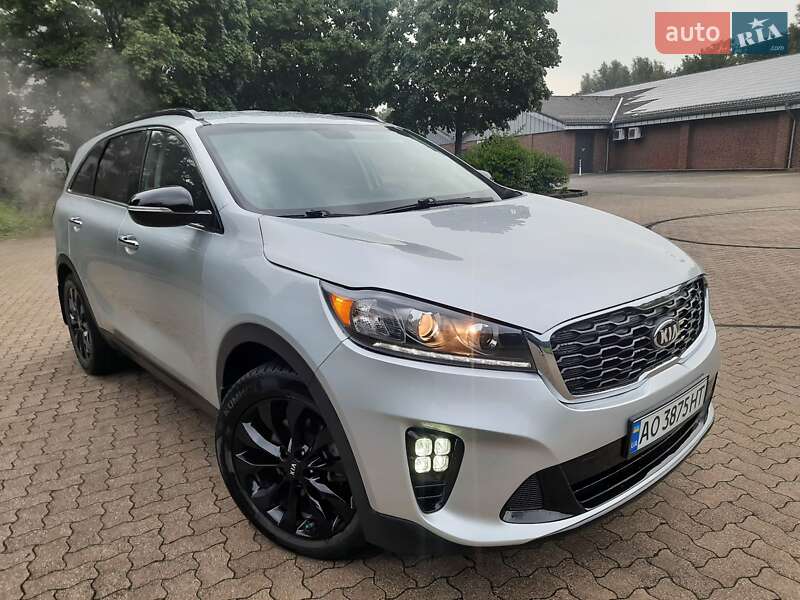 Позашляховик / Кросовер Kia Sorento 2019 в Мукачевому