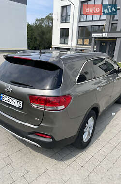 Внедорожник / Кроссовер Kia Sorento 2016 в 