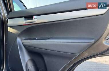 Внедорожник / Кроссовер Kia Sorento 2011 в 