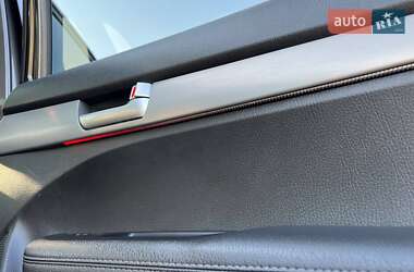Внедорожник / Кроссовер Kia Sorento 2011 в 