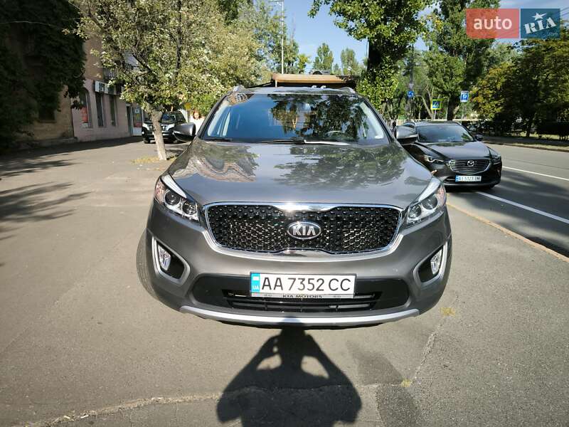 Внедорожник / Кроссовер Kia Sorento 2016 в Киеве