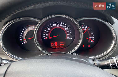 Внедорожник / Кроссовер Kia Sorento 2011 в 