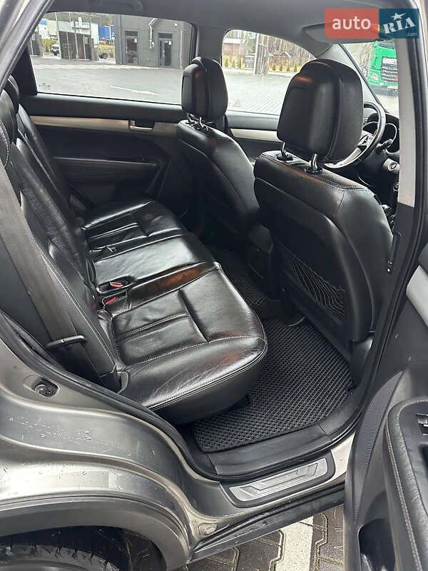 Позашляховик / Кросовер Kia Sorento 2010 в Маневичах