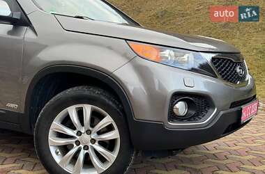 Позашляховик / Кросовер Kia Sorento 2010 в Надвірній