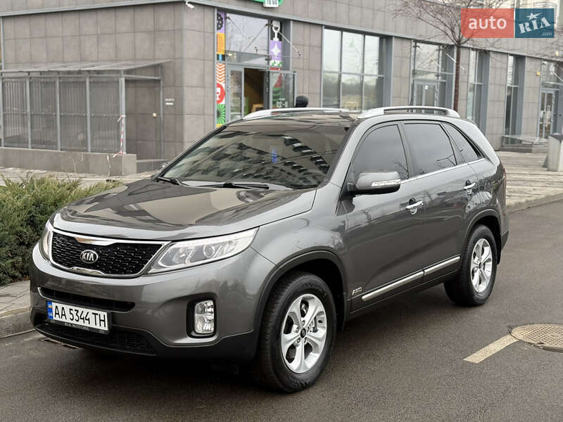 Позашляховик / Кросовер Kia Sorento 2013 в Києві