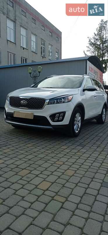 Позашляховик / Кросовер Kia Sorento 2016 в Гусятині