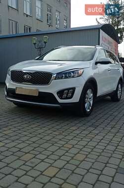 Внедорожник / Кроссовер Kia Sorento 2016 в 