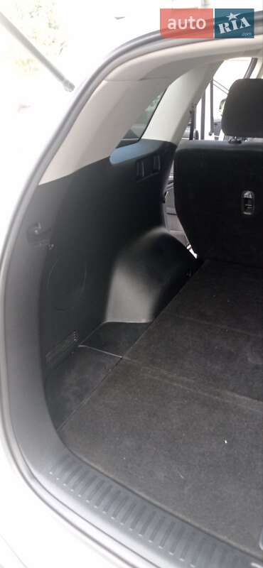 Позашляховик / Кросовер Kia Sorento 2016 в Гусятині