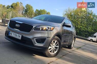 Позашляховик / Кросовер Kia Sorento 2015 в Дніпрі